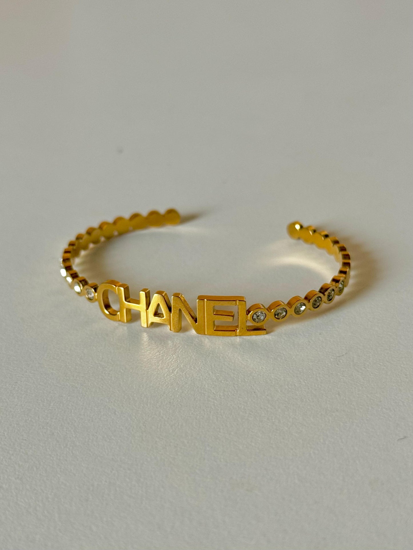 Channel Band