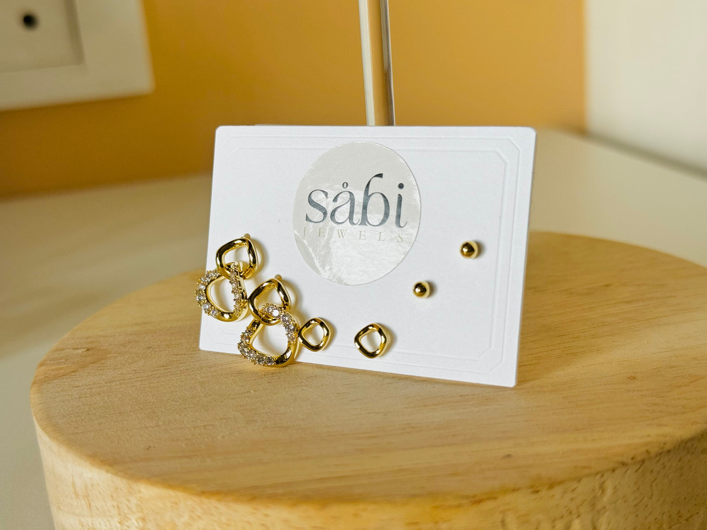 Luxe studs