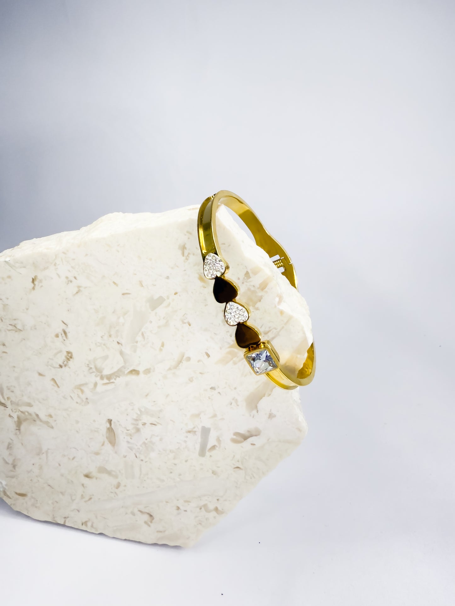 Cuff of Elegance