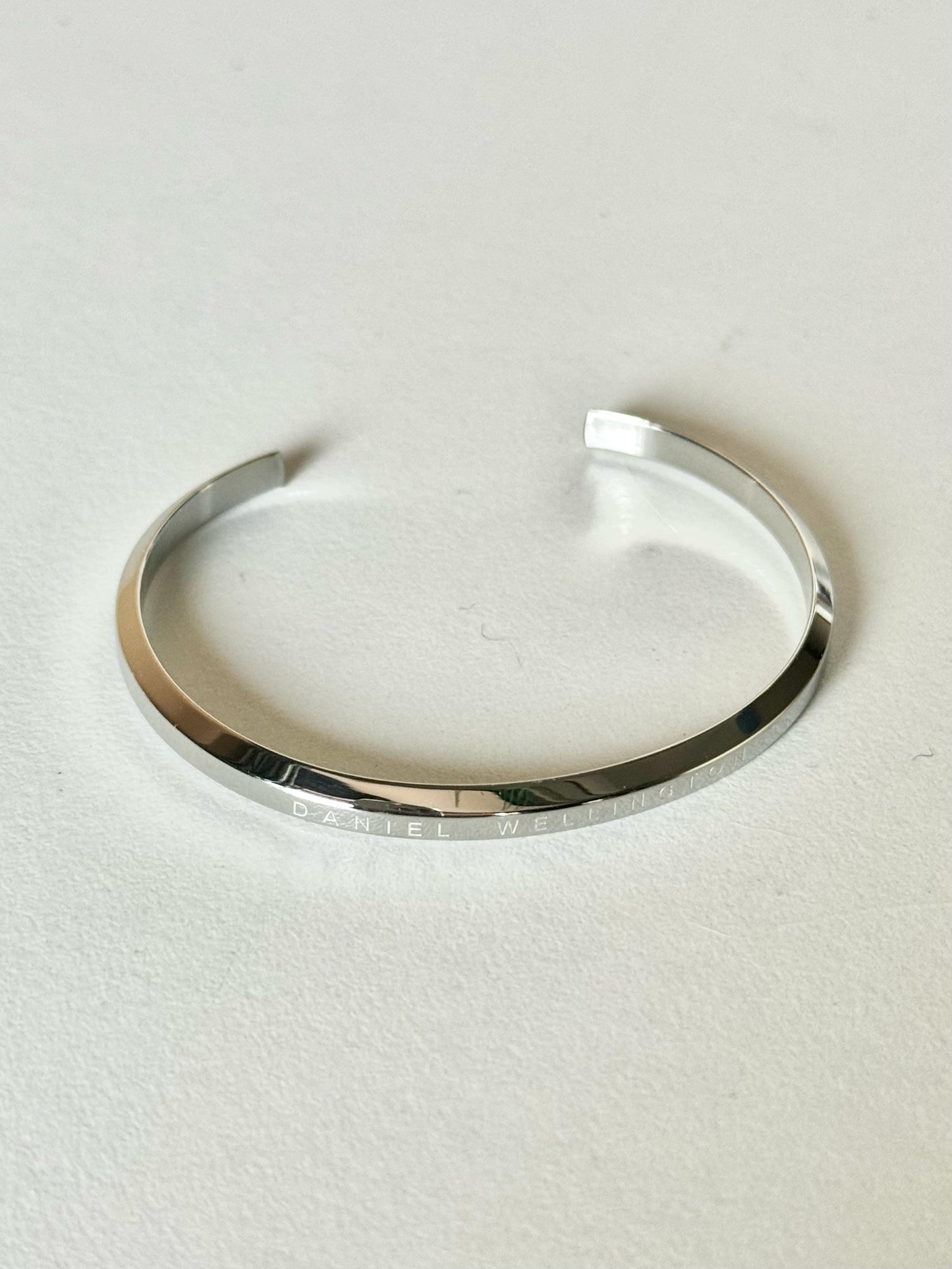 DW Silver Band