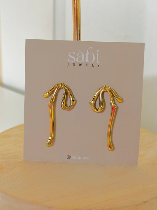 Dangling earings
