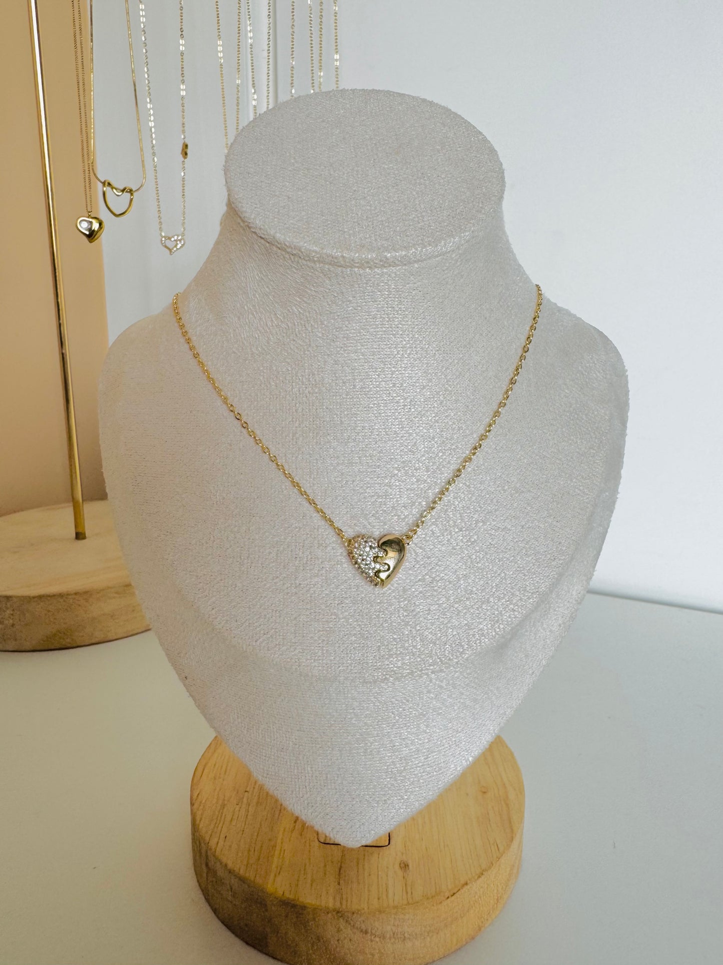 Heart break chain pendant