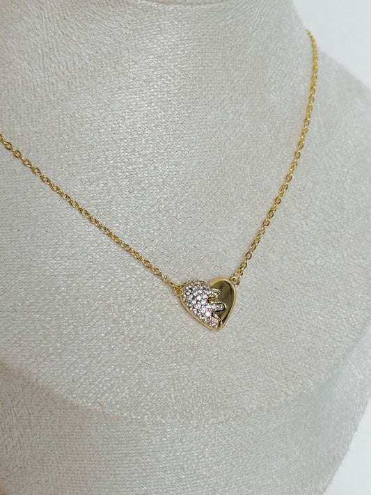 Heart break chain pendant