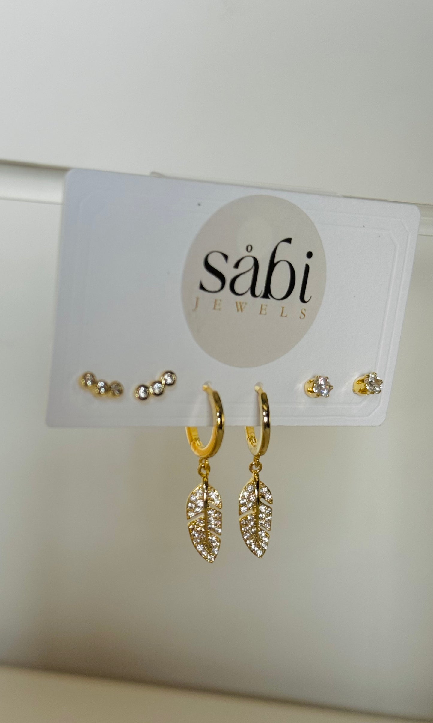 Feather leaf hoops earings